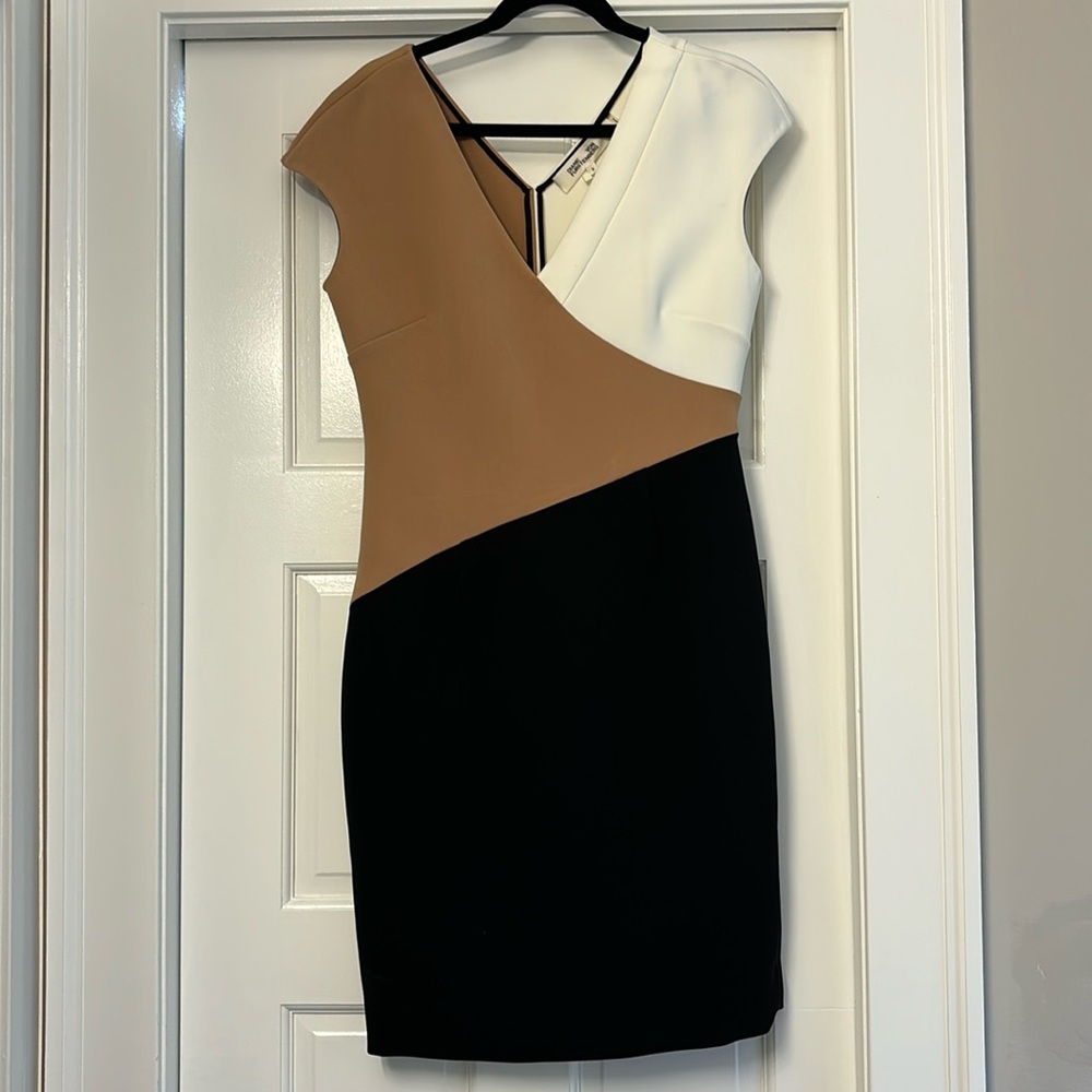 Stunning Diane Von Furstenberg Dress